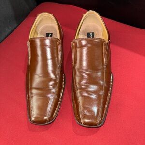 Elegant Brown Leather Slip-On Loafers